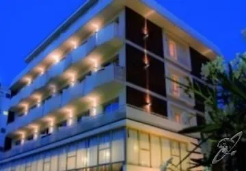 ***  Hotel King - Azzurro Club Milano Marittima Italia
